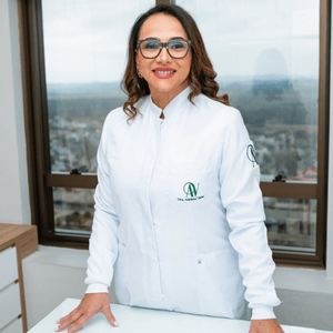 sobre Dra. Adriana Viana